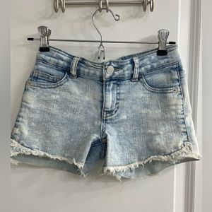 Girls art class jean shorts 
size medium 7/8